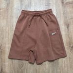 Nike | Women's Sportswear Essential Collection Fleece High-Rise Shorts Photo 3