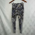 Lululemon Wunder Under Crop Scallop Full-On Luxtreme 23"
Floral Size 6 Photo 9