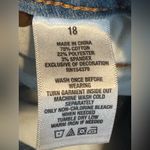 Aeropostale  Short Women's High-Rise Midi Denim Mom Shorts Sz 18 Photo 3