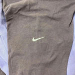 Nike  Dri-Fit purple hooded running shirt‎ Photo 9