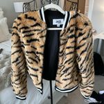 Boutique Tiger Jacket Multiple Size M Photo 0