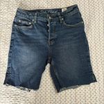 Free People Avery Button Fly Bermuda Denim Shorts Size 26 EUC Photo 1