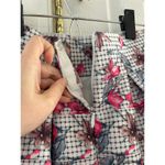 Gracia Thick A-Line White Basketweave & Pink Floral Mini Skirt Photo 3