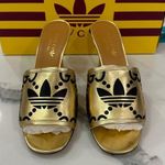 Gucci X Adidas Logo Slides Photo 0