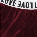 SheIn Letter Hem Velvet Bra & Dolphin Hem Shorts Set Photo 3