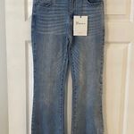 Universal Threads Special A Light Blue Flare Jeans size 9 inseam 32” waist 28” brand new Photo 0