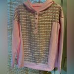 Pink hooded sweater. Brand new. Photo 0