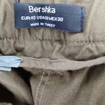 Bershka  Women's Olive Green Cargo Pants NWT Photo 15