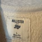 Hollister  Miami Crewneck Photo 2