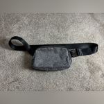 Lululemon  Everywhere Belt Bag 1L Glitter Black Belt Bag Photo 1