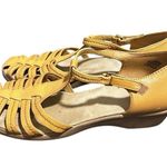 Easy Spirit Women's Ryanne Flat Fisherman Sandal, Brown, 9.5M US Photo 2