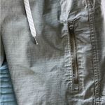 Vuori  Hiking Pants Photo 1