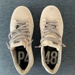 P448  Low Top Distressed Leather Sneaker in Glitter Suede size 38 thea coyote Photo 5