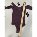 BCBGeneration NEW BCBGenertation Bodysuit Womens XXS Petite Striped Stretch Cold Shoulder Photo 4