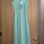 Jones New York 's women’s light blue of a silky blend dress. Size Small. Photo 2