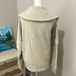 Girlfriend Collective Macie XXL Cream Zip-Up Jacket Photo 4