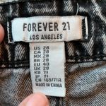 Forever 21  acid wash jean shorts Photo 2
