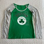 Adidas Boston Celtics Women’s Raglan Fitted Long Sleeve Tee Green Gray Size M Photo 3
