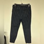 Old Navy  Pixie Pant Photo 3