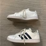 Adidas Grand Court Shoes Photo 1