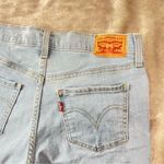 Levi's Mid Length shorts Size 27 Photo 3