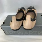 Apt. 9  Black/Tan Flats Women’s Size 6.5 Photo 3