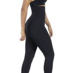 Brand New Curveez Women's Medium Black Stunning Shape Hi Waisted Leggings Photo 0