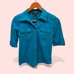 Style & Co Cute aquamarine lightweight roll sleeve pockets button front cotton top soft Photo 2