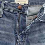 Madewell  SZ 24 Mid-Rise Classic Straight Jeans Whiskered Pocket Medium Wash Blue Photo 6