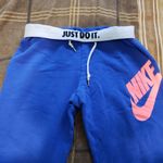 Nike  sweatpants Photo 3