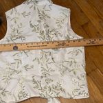 Geoffrey Beene Geoffrey‎ Beene White and Green Leaf Print Sleeveless Shirt Size 4 Photo 4