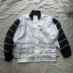 Nike Windbreaker Photo 0
