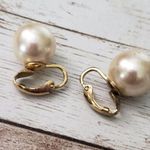 Vintage Clip On Earrings 0.5" Pearlescent Ball Photo 2