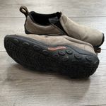 Merrell  Jungle Moc SlipOn Shoes Womens Size 8.5 Tan Suede Hiking Trail Comfort Photo 4