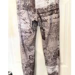 Reebok Speedwick Women's Size M Brown Tan White 26" Inseam x 13" Waist Photo 1