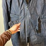 The North Face  Women’s Navy Blue Parka Coat Medium Puffer Photo 4