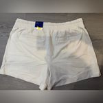 Old Navy NWT Women’s High-Waisted StretchTech Shorts Size XL Photo 2