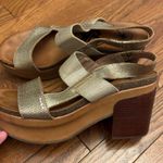 OTBT  Indio Gold and Tan Platform Sandals Photo 2