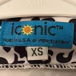 NWOT Iconic Size XS Black and White Floral Athletic Turtleneck Photo 2