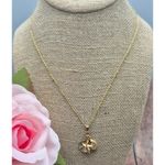 None CUTE Gold Tone Pendant Necklace 18" Dainty Chain & 3 Charms Shells Sea Star Photo 2