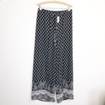 Tilly's TILLY’S Sky and sparrow black and taupe paisley print wrap wide leg pants Photo 8