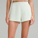 Lululemon Ribbed Softstreme High Rise Short Kolhrabi Green Size 12 NWT Photo 1