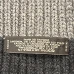 Coach  Women’s gray beautiful scarf. Photo 3