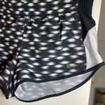 Nike  Pro Black & White Shots Small EUC Photo 1