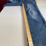 Tommy Bahama  size 35/30 Belize straight leg.. Photo 3