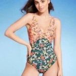 Palisades Beach Club NWT V Photo 8