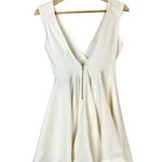 Etiquette Boutique NEW White V-Neck Sleeveless Wrap Mini Dress S Photo 1