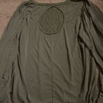 Gyft  xl green blouse Photo 4