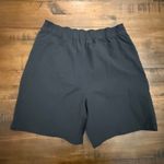 LL Bean Black Active Athletic Shorts Women Elastic Waist Pockets Comfy size 8 Photo 1