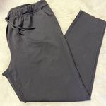 Lululemon On The Fly Pants – Black – Women’s (Fits Size 6) Photo 2
